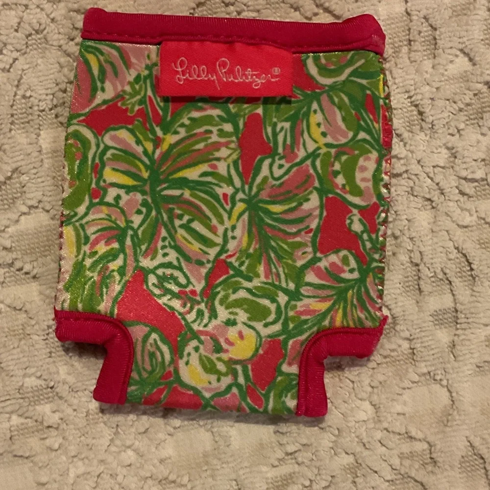 Lilly Pulitzer 1 pc) Hot Cup Holder Floral Green/Pink Tropical